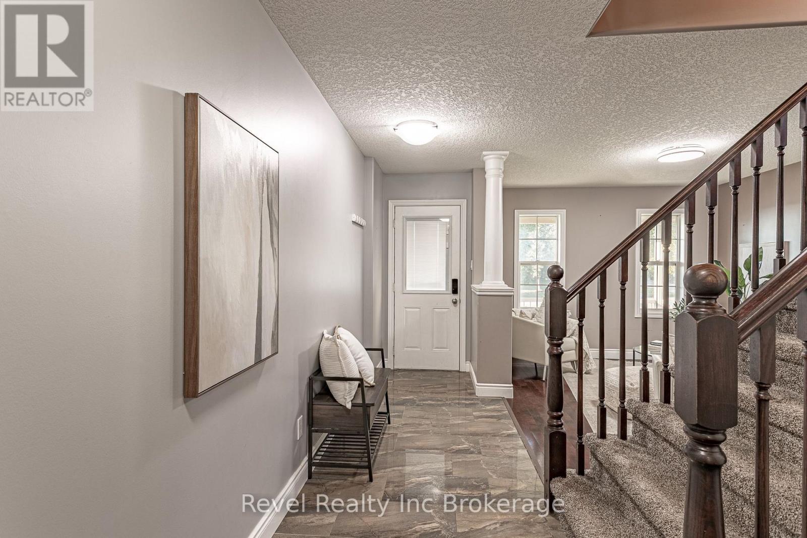 53 APPLEWOOD STREET - 5