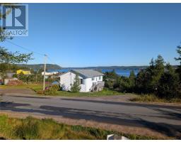 82 Main Road thumbnail 4