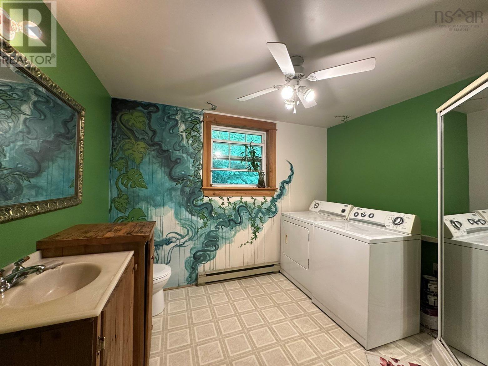 602 Lakecrest Road - 10