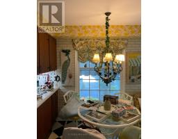 14 Robinhood Drive, Hamilton, ON L9H4G1 Photo 16