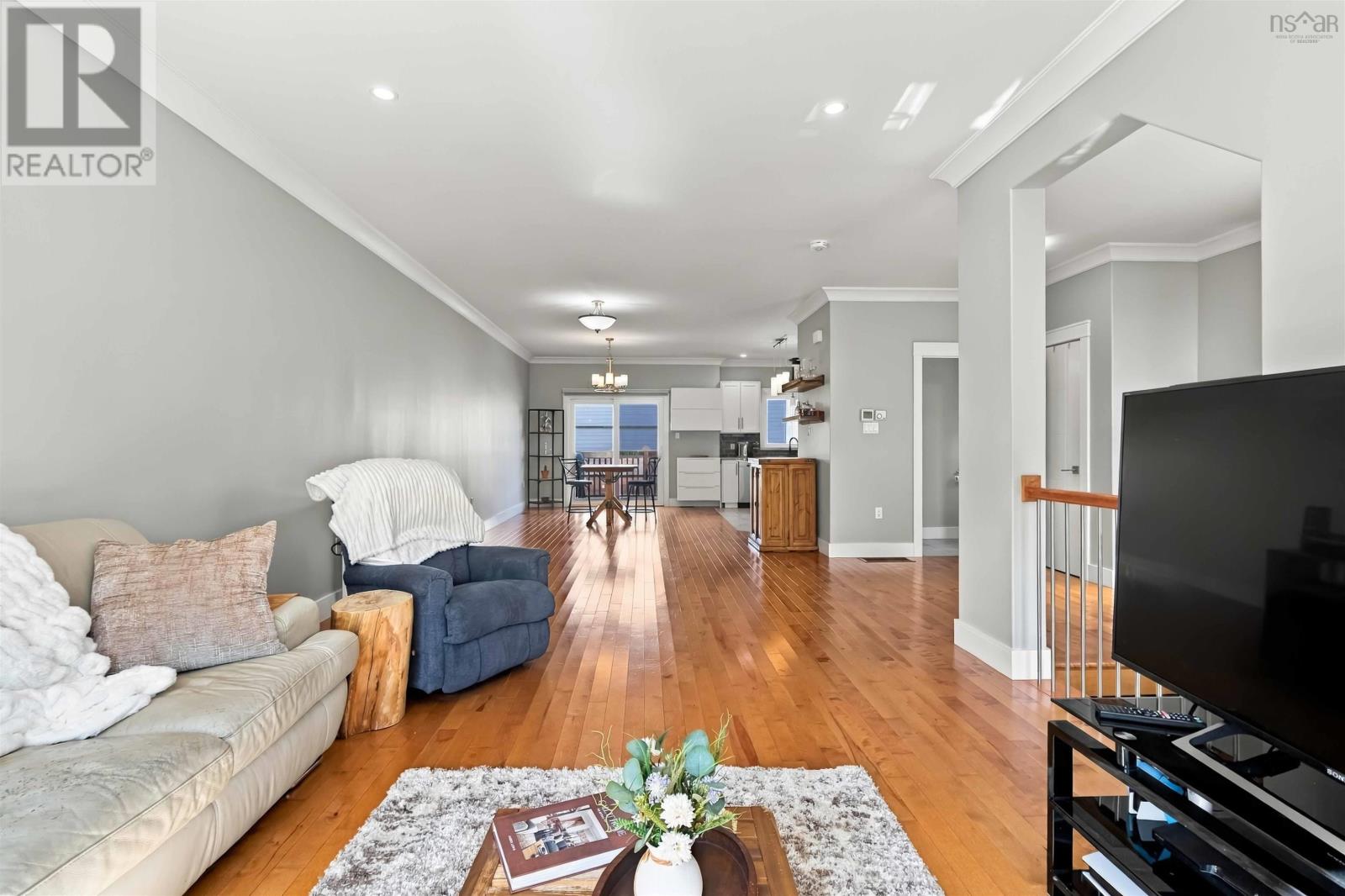 52 Eliza Ritchie Crescent - Image 10