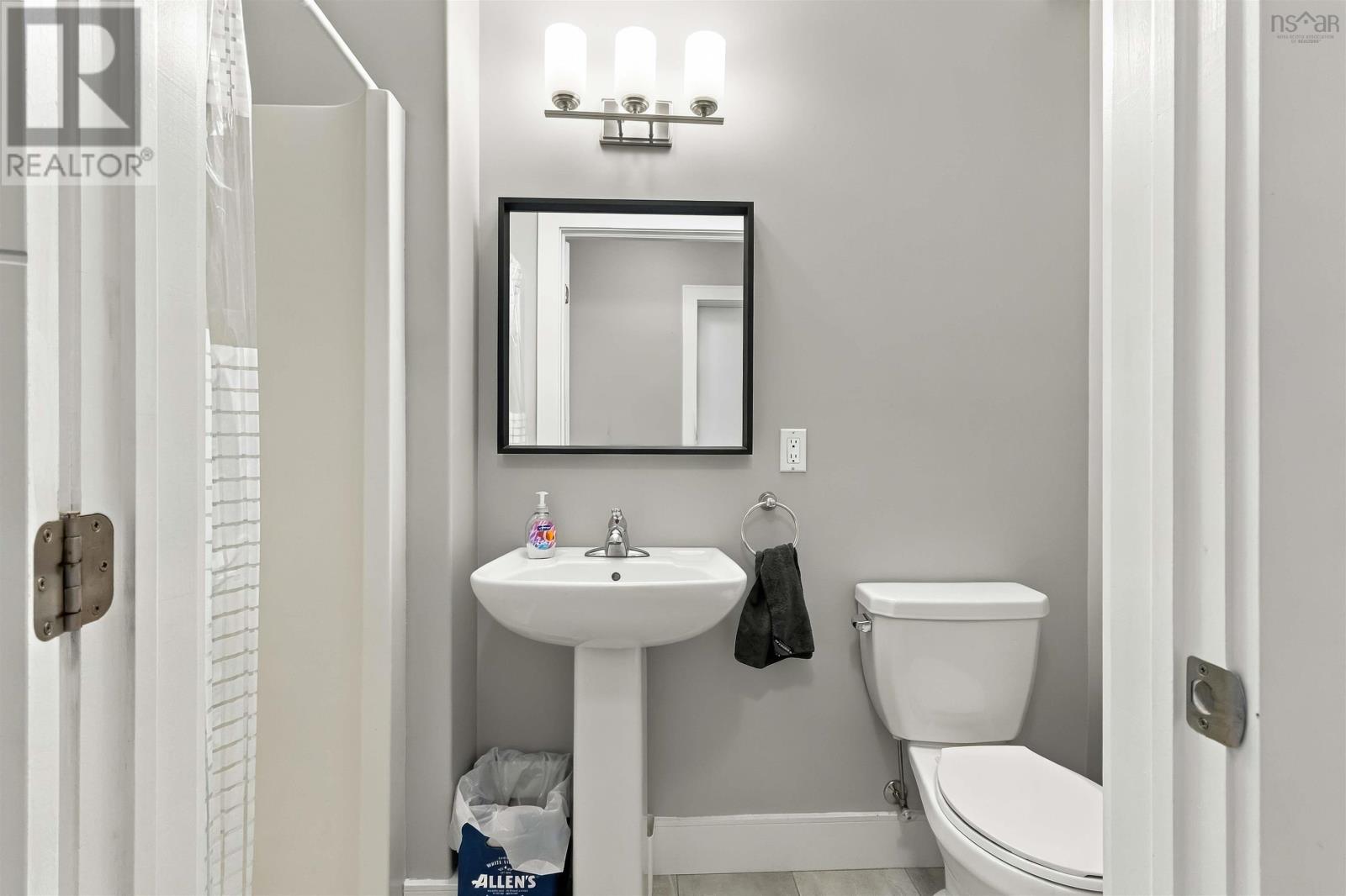 52 Eliza Ritchie Crescent - Image 44