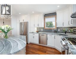 154 Ambleside Court, Waterloo, ON N2K3E3 Photo 13