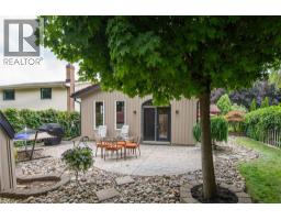 154 Ambleside Court, Waterloo, ON N2K3E3 Photo 47