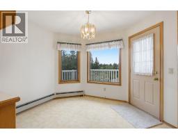 3pc Bathroom - 37 Edgeview Road Nw, Calgary, AB T3A4T7 Photo 13