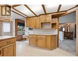Laundry room - 37 Edgeview Road Nw, Calgary, AB T3A4T7 Photo 12