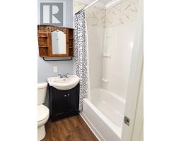 325 Creston Boulevard thumbnail 16