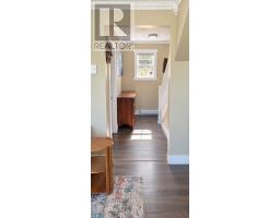 325 Creston Boulevard thumbnail 20