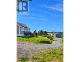 325 Creston Boulevard thumbnail 4