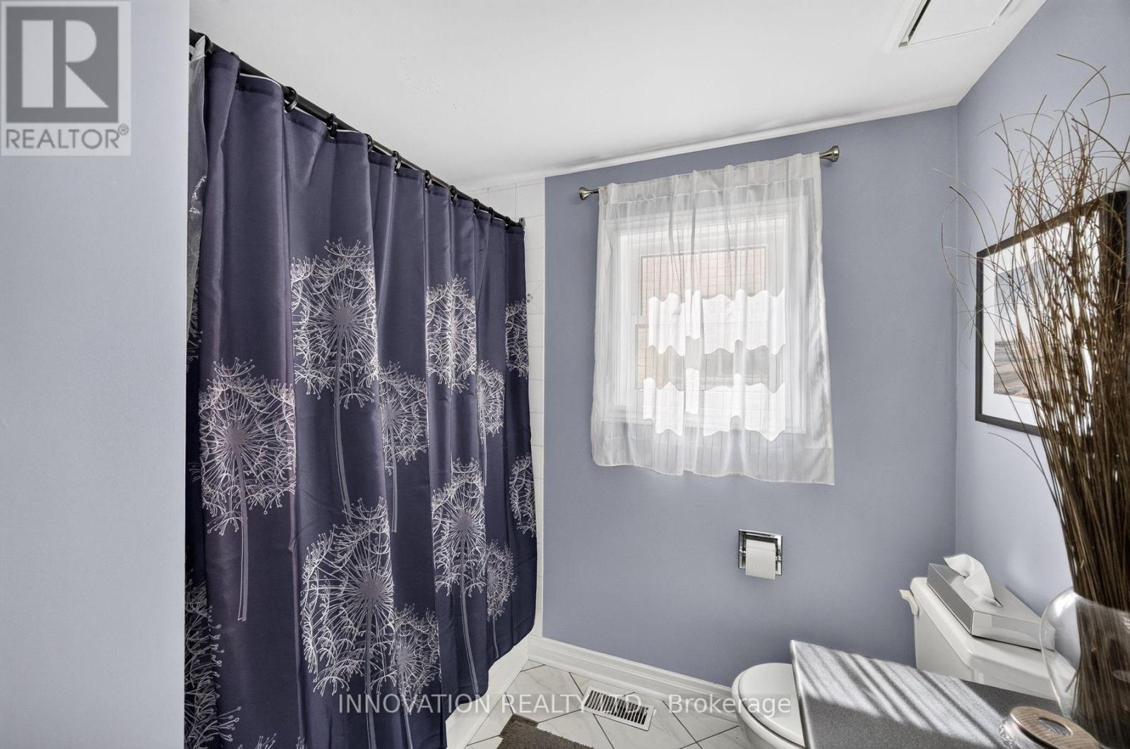 96 FLORIZEL AVENUE - 33