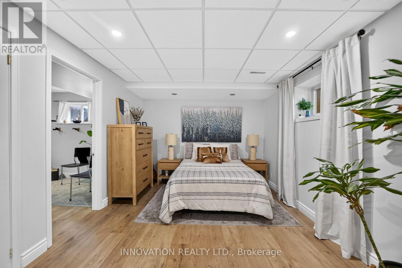 96 FLORIZEL AVENUE - 43