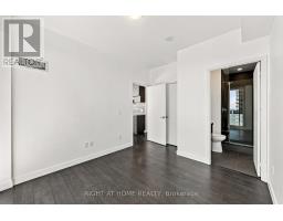 5002 - 8 Eglinton Avenue E, Toronto, ON M4P0C1 Photo 16