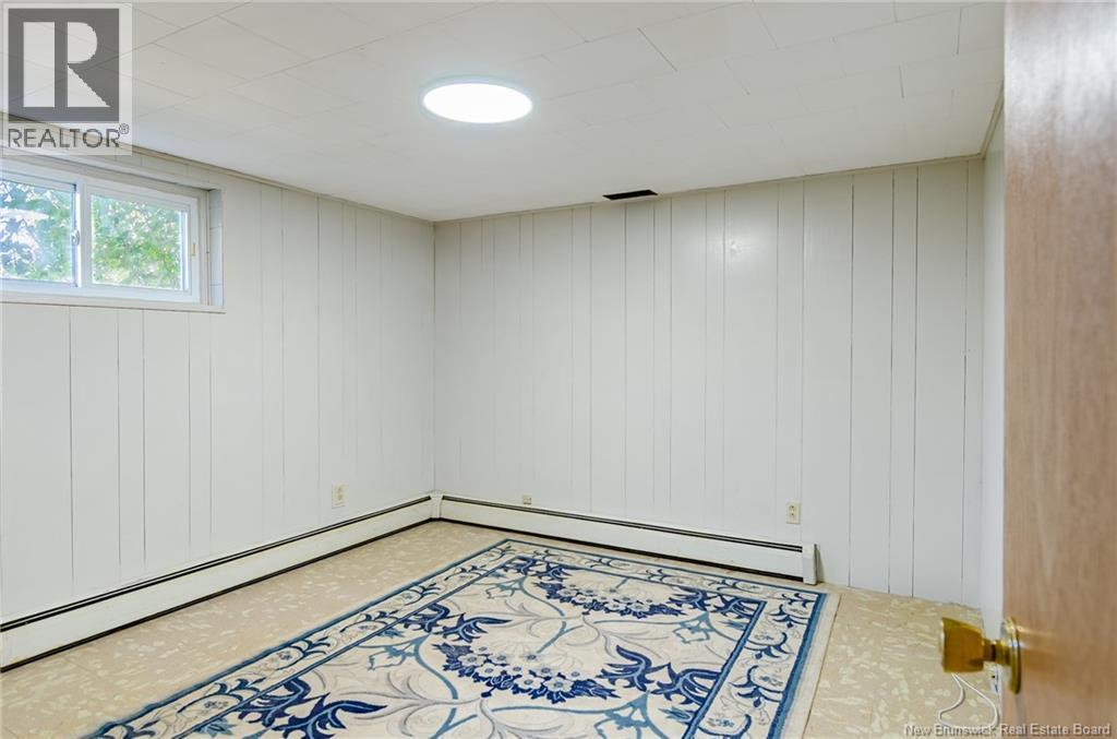 590 Westmorland Road - Image 32
