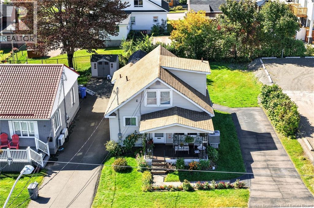388 Beausejour - Image 32