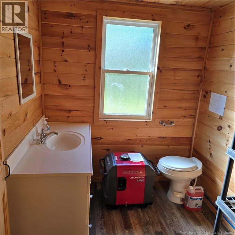 Camp Blanchard Ouest Road - 4