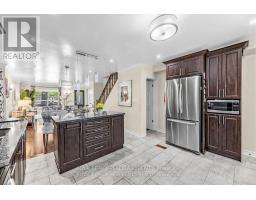 606 Coxwell Avenue, Toronto, ON M4C3B6 Photo 8