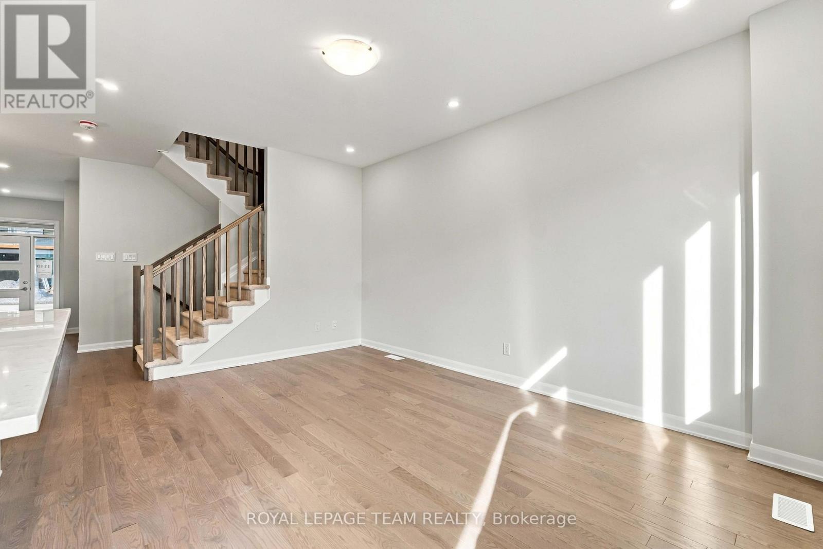 845 FAIRLINE ROW - 15