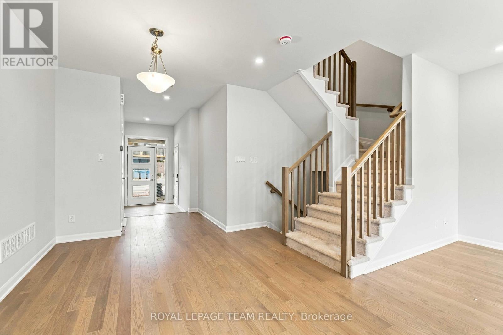 845 FAIRLINE ROW - 9