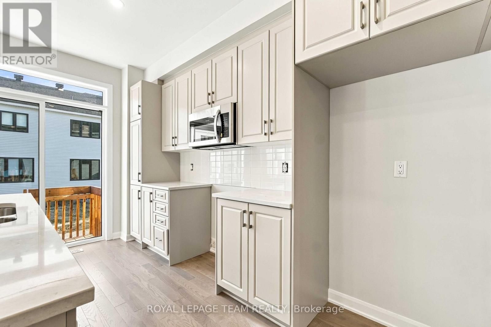 845 FAIRLINE ROW - Image 7