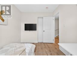 A - 12 Smallwood Drive, Toronto, ON M3M1T8 Photo 27