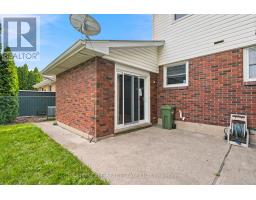 9966 Asgard Road, Windsor, ON N8R1E2 Photo 30