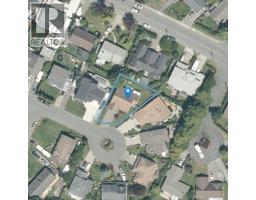 2128 Colinwood Rd, Sidney, BC V8L4H5 Photo 24