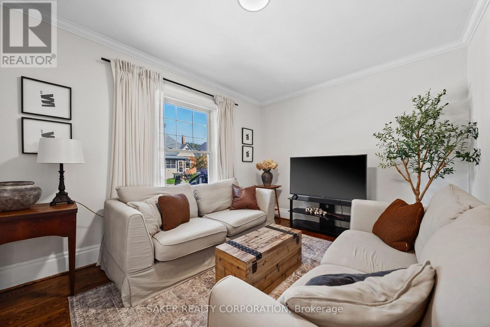 23 MAPLE STREET - 5