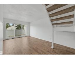 Bedroom 3 - 8c Meadowlark Vg Nw, Edmonton, AB T5R5X3 Photo 6