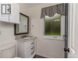 Laundry room - 570 Duff Crescent, Ottawa, ON K1J7C5 Photo 11