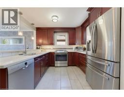 2pc Bathroom - 38 Admiral Road, Brantford, ON N3R1L6 Photo 9
