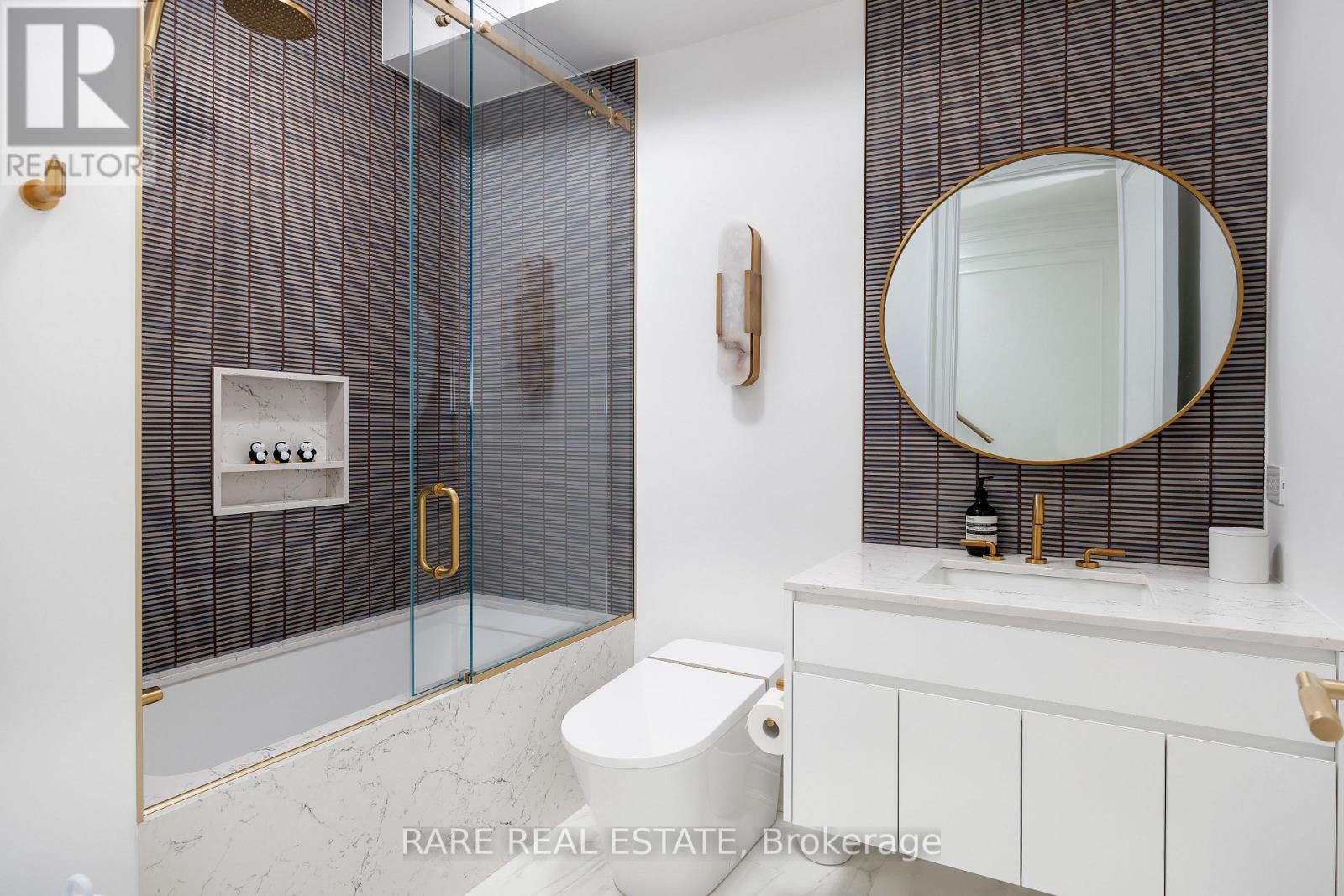 74 SUMMERHILL GARDENS - Image 32