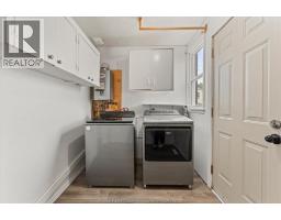 4482 Grand Marais Road East, Windsor, ON N8W1X7 Photo 16
