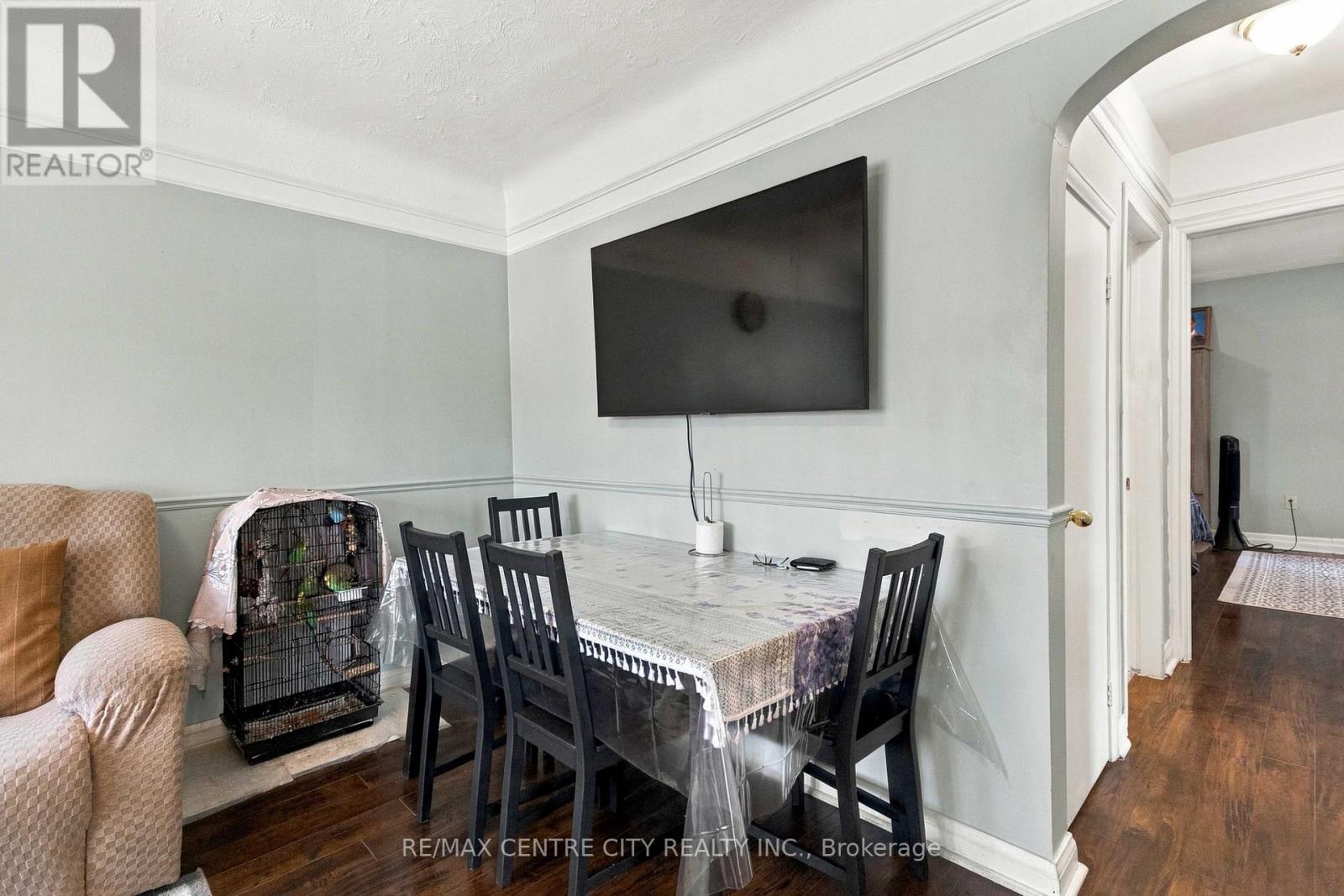 360 HALE STREET, London East (East N) — photo 4
