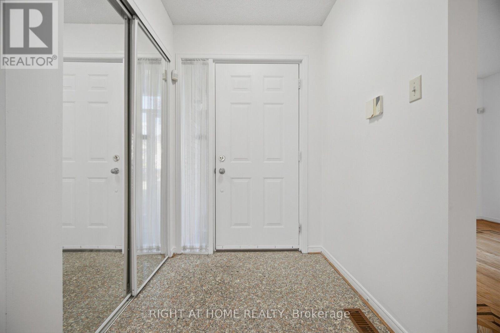 11 LYNDA MCNEIL PLACE, Markham (Middlefield) — photo 4