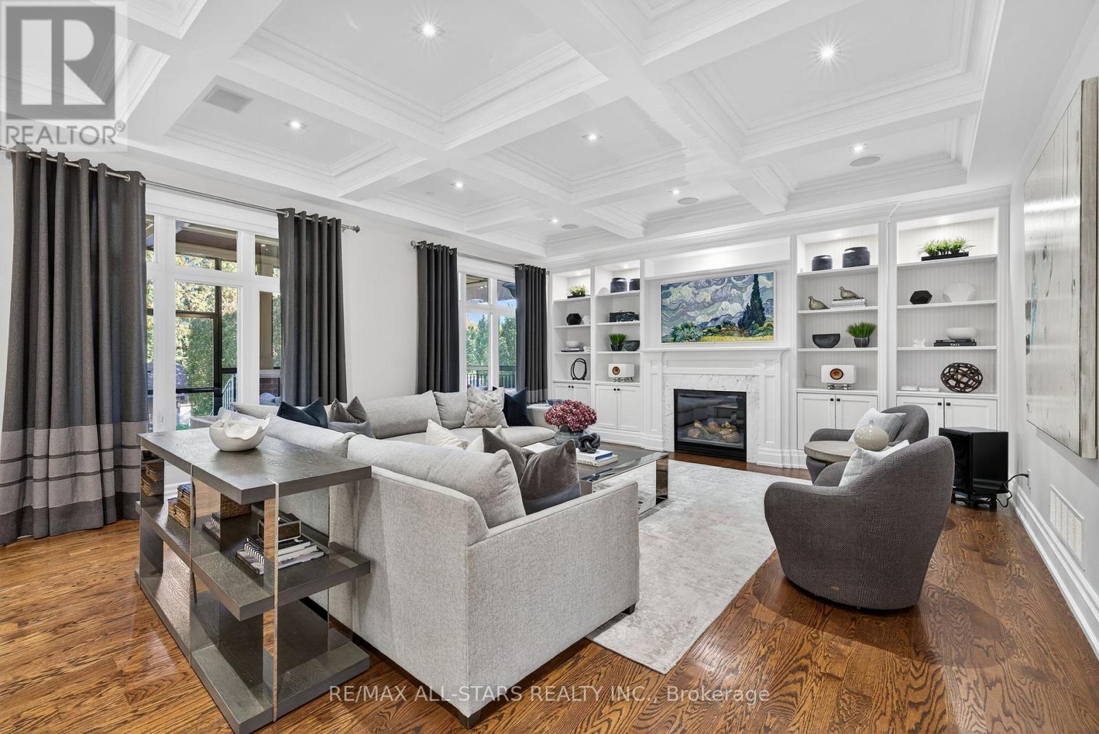 126 HILLVIEW ROAD, Aurora (Aurora Village) — photo 10