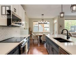 Primary Bedroom - 31 Sunrise Terrace, Cochrane, AB T4C0V3 Photo 8