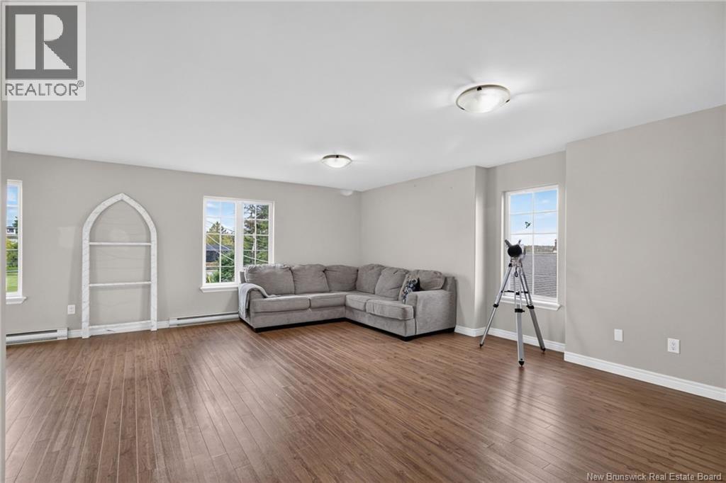 79 Pointe Du Mirage Road - Image 31