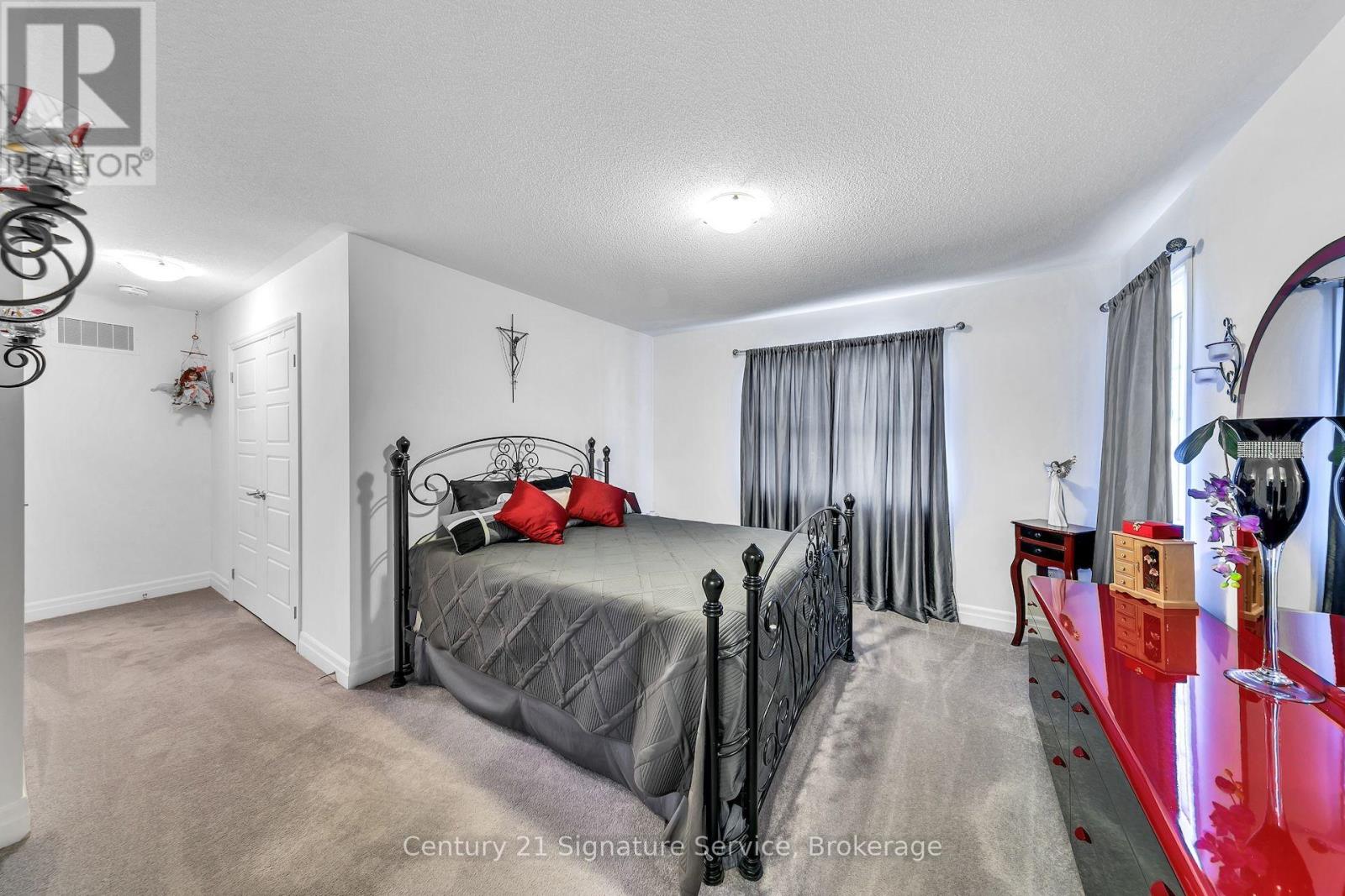 1369 LEGER WAY - Image 25
