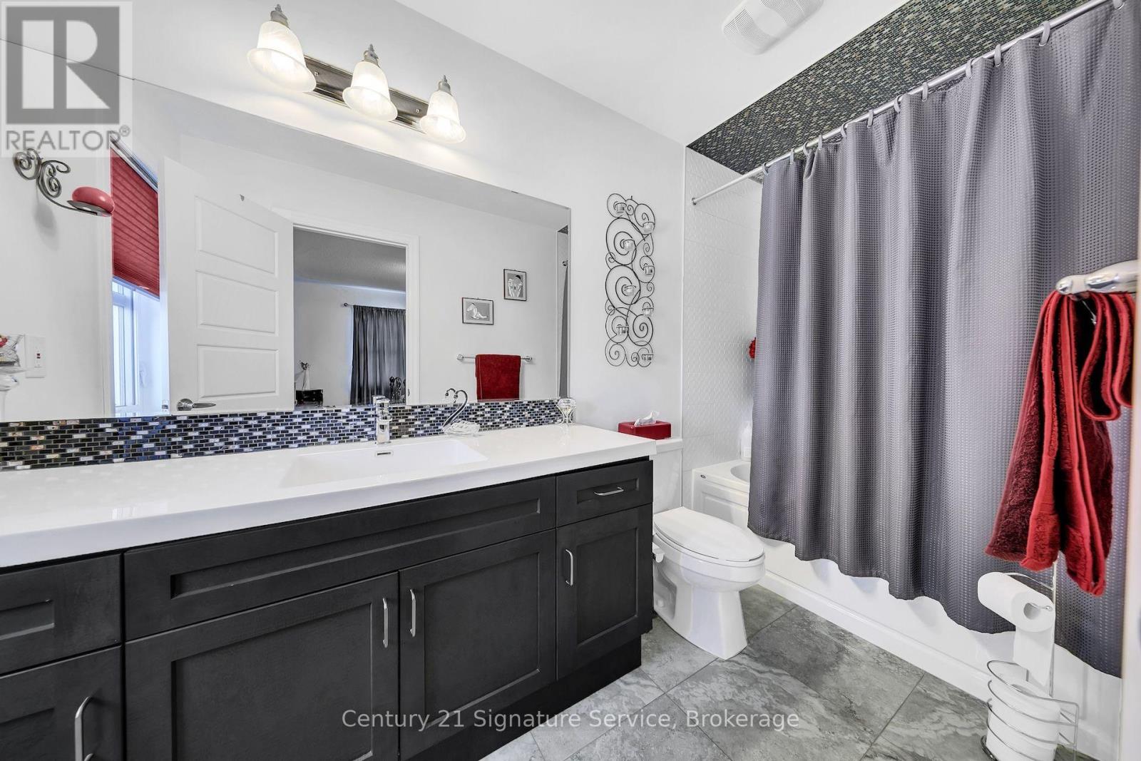 1369 LEGER WAY - Image 27