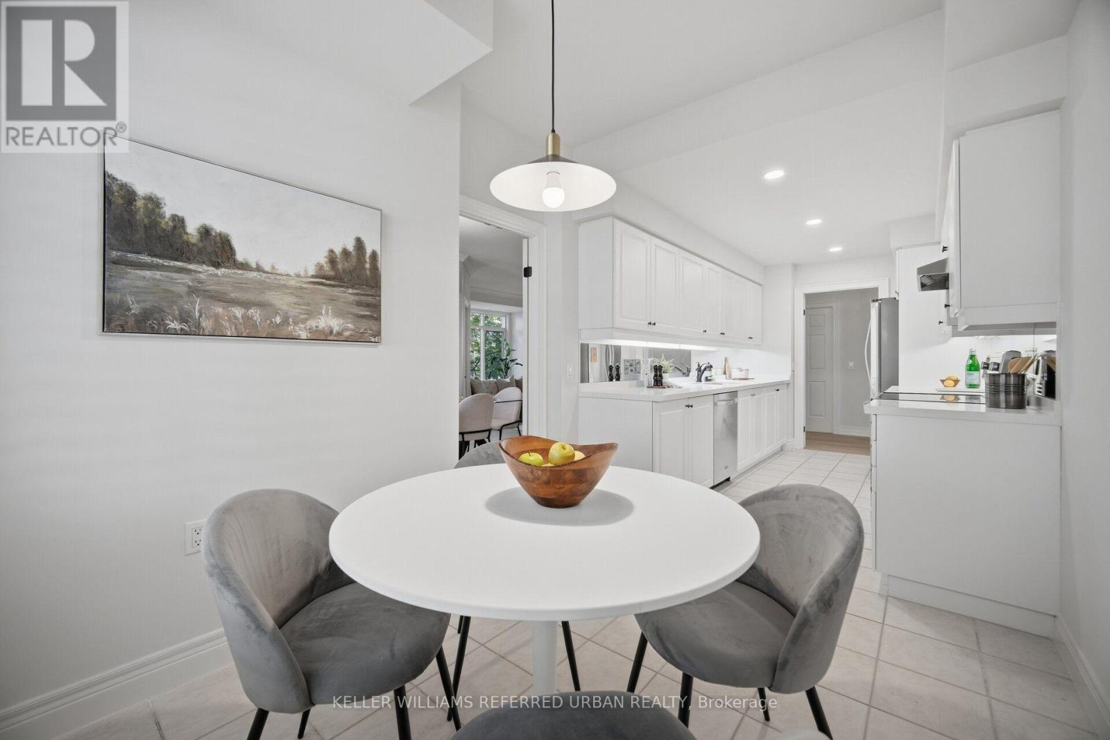 210- 10 Old Mill Trail, Toronto, ON photo 20