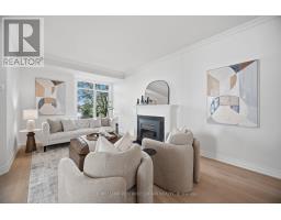 210 - 10 Old Mill Trail, Toronto, ON M8X2Y9 Photo 9