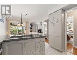 3332 Forrestdale Circle, Mississauga, ON L5N6X5 Photo 11