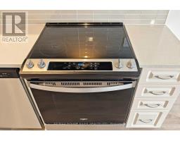 910 - 38 Annie Craig Drive, Toronto, ON M8V0G9 Photo 9