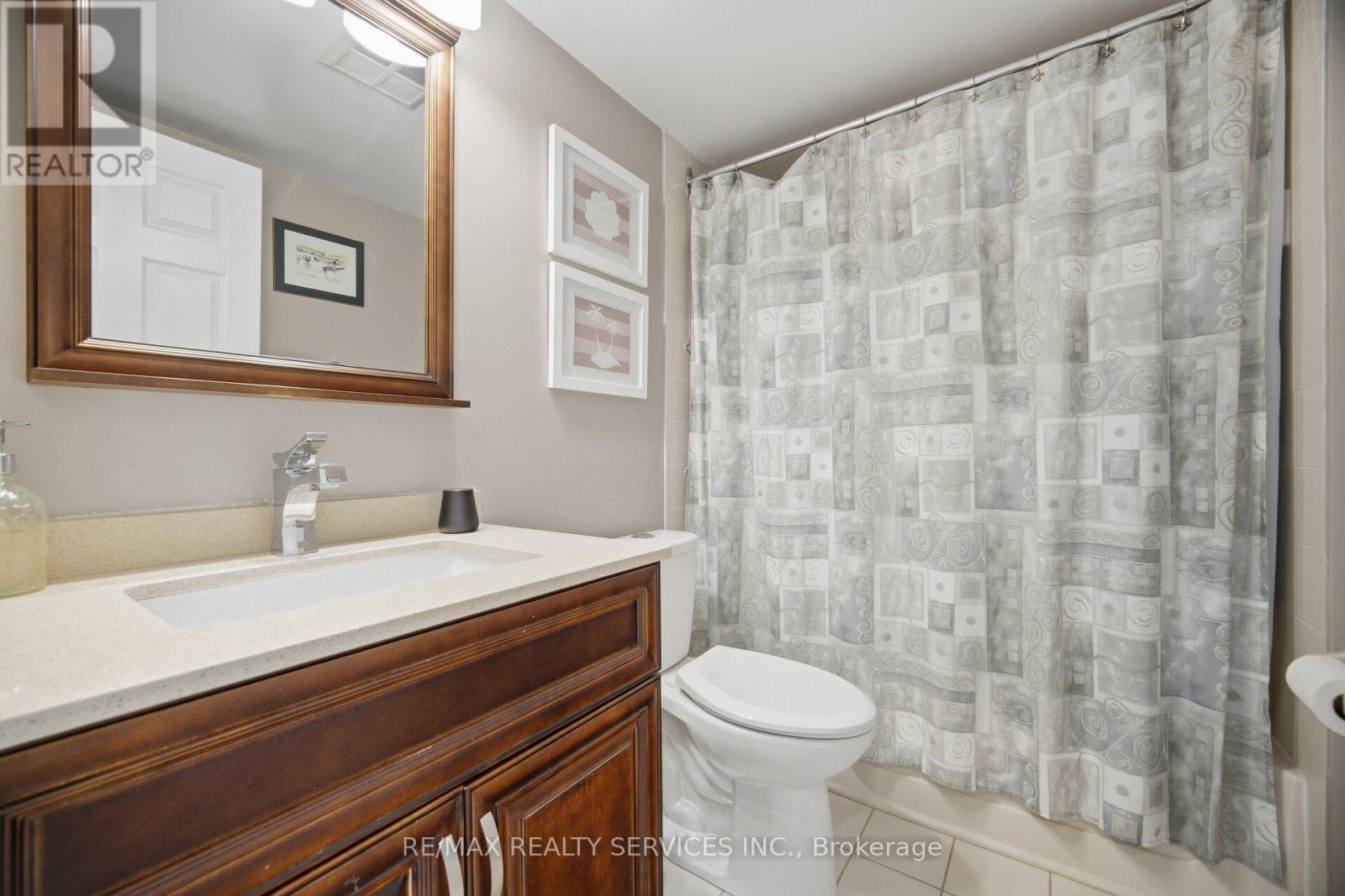 #404 330 MILL STREET S - 28