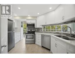 Laundry room - 404 - 330 Mill Street S, Brampton, ON L6Y3V3 Photo 7