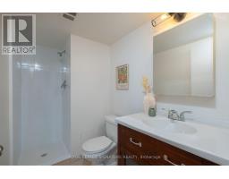 1607 - 360 Ridelle Avenue, Toronto, ON M6B1K1 Photo 20