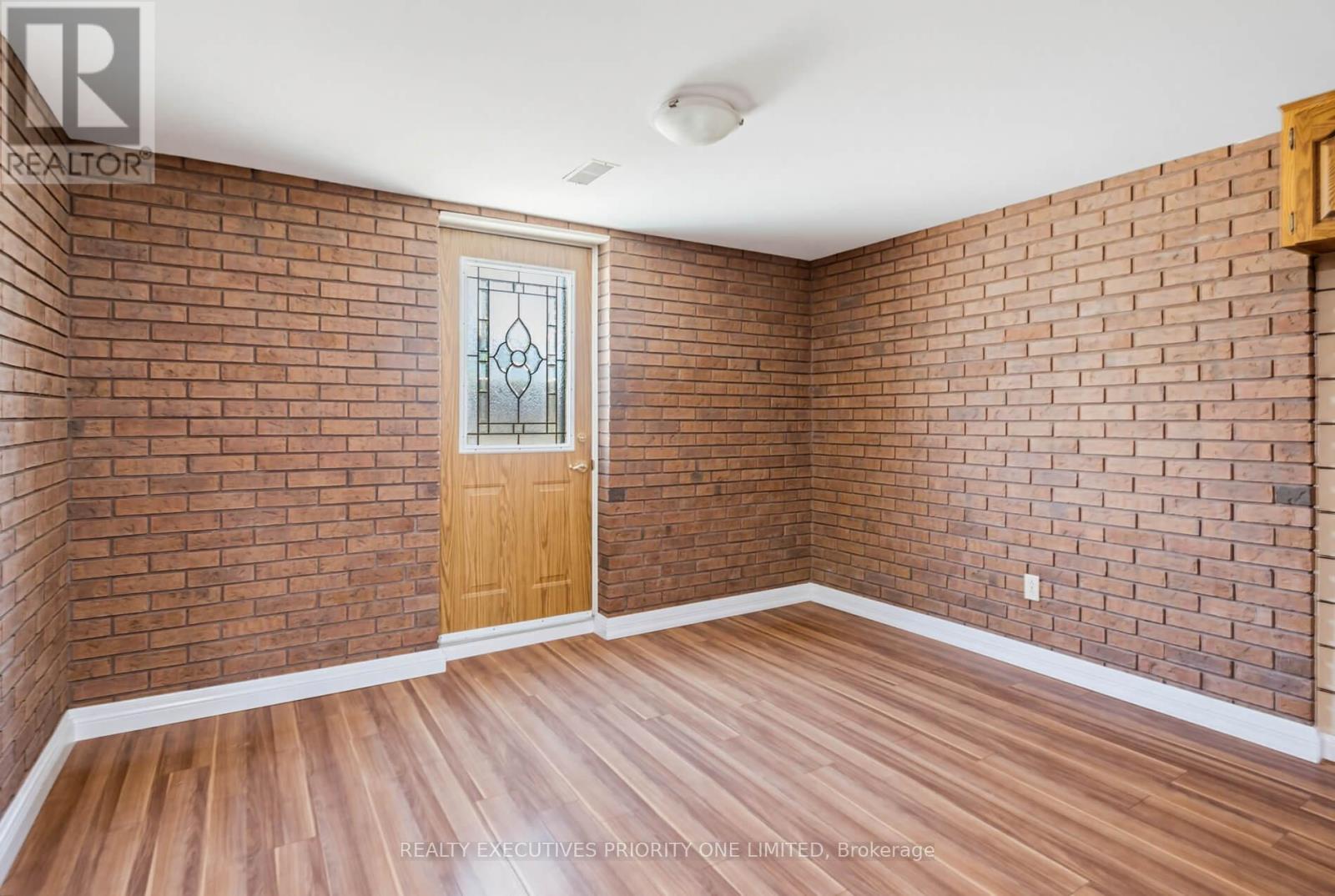 55 PICARO DRIVE - Image 29