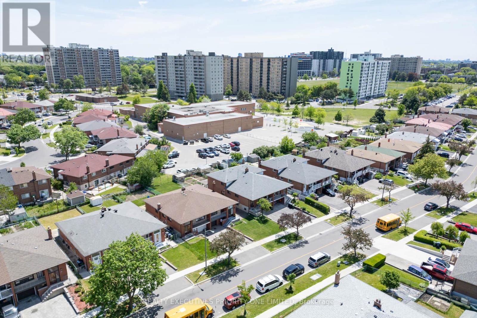55 PICARO DRIVE - 44
