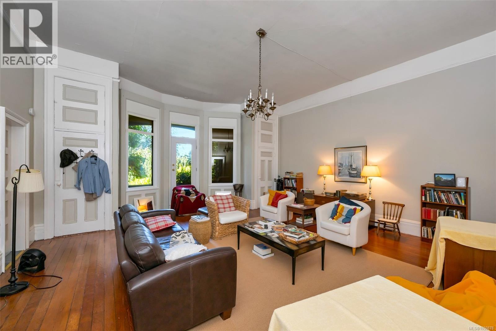 1249 Rockland Ave - 29