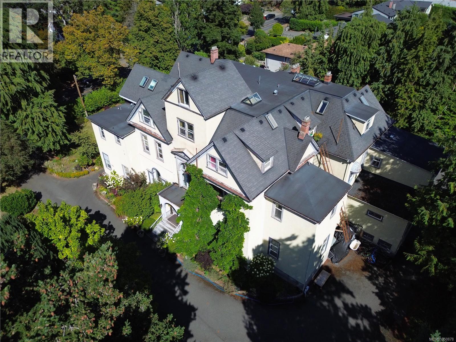 1249 Rockland Ave - 5